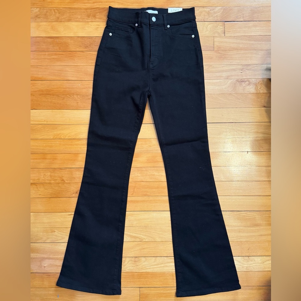 NWT: Loft High Rise Slim Flare Jeans in Jet Black Wash
